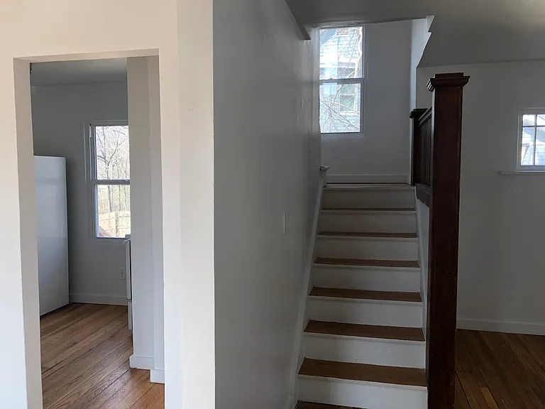 4334 Wayne Ave — Photo 7