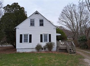 73 Starr St, Groton, CT 06355