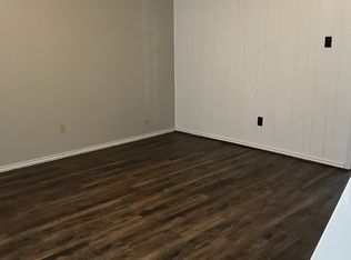 1604 Sun Valley Dr APT A, Cleburne, TX 76033