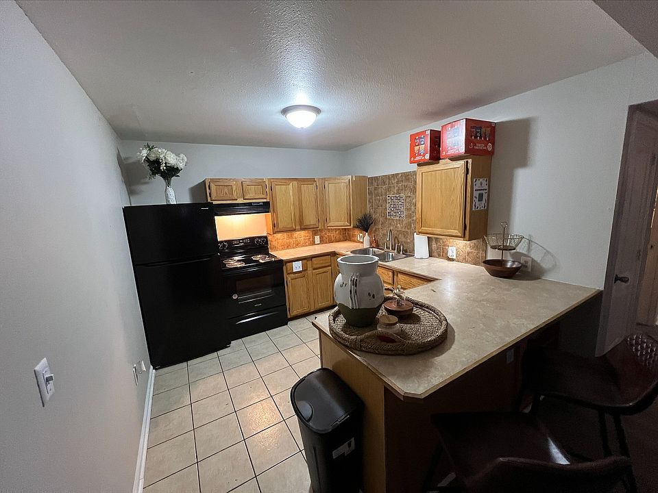 Falcon Crest Apartments