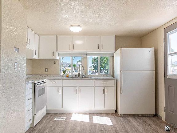 2nd image of 11530 S Sheila Ave