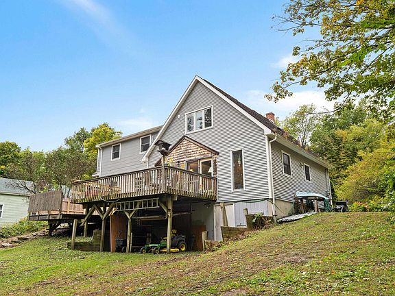 3rd image of 160 Mead Lane