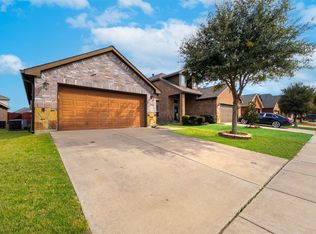 5505 Thunder Bay Dr, Fort Worth, TX 76119