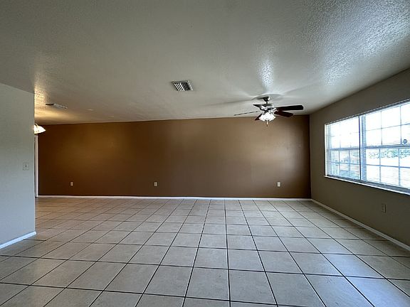 4th image of 23035 Harper Ave APT A