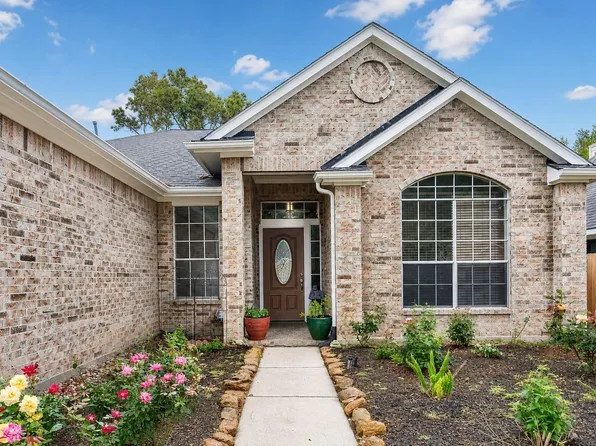 1727 Whispering Forest Dr, Humble, TX 77339