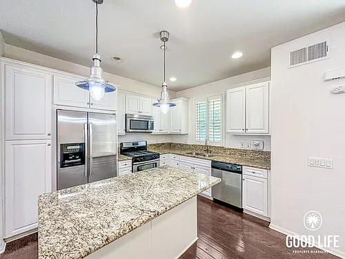 1823 Peach Ct #3 Photo 1 1823 Peach Ct #3 Photo 1