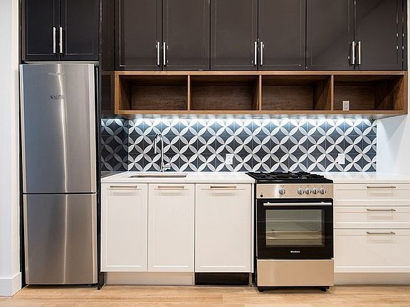 2nd image of 4121 28th St APT 7O