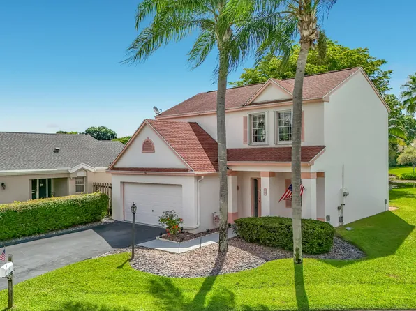 13 SWALLOW Drive, Boynton Beach, FL 33436