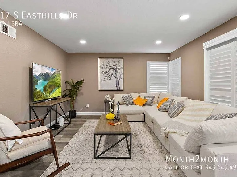917 S Easthills Dr — Photo 5