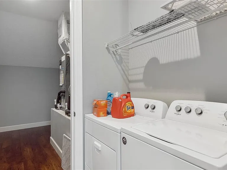 12752 S Lake Sawyer Ln — Photo 5