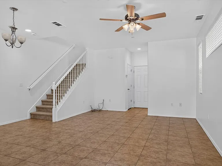 1140 W Walter Ave #54 — Photo 2
