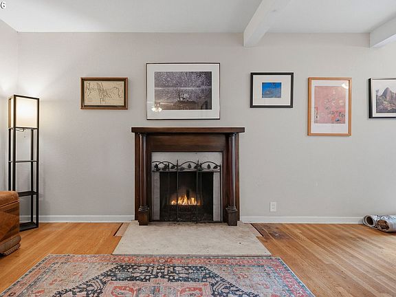 5th image of 1324 NE 79th Ave