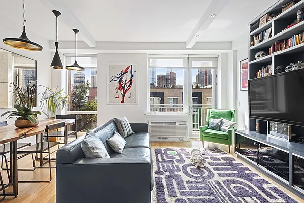 Sold by Compass | media 1