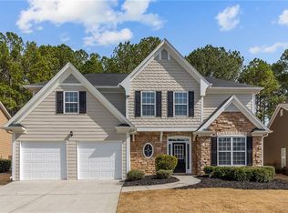 3024 Cooper Woods Ln, Loganville, GA 30052