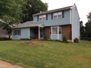 24 Whitehaven Dr, New Castle, DE 19720