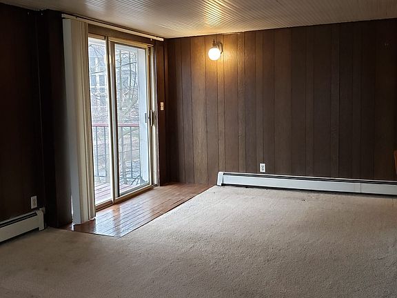 4th image of 225 N 1st St #B