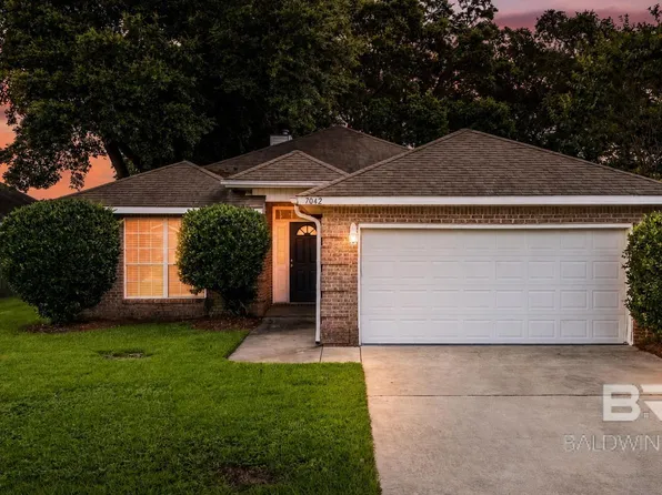 7042 Raintree Ln, Gulf Shores, AL 36542