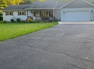 18321 N Old Mackinaw Rd, Cheboygan, MI 49721