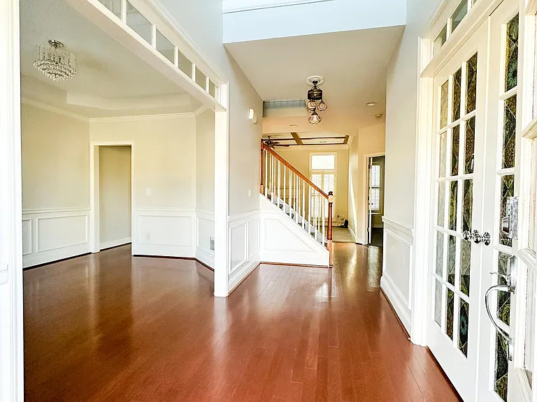 154 Garland Rose Ln — Photo 4