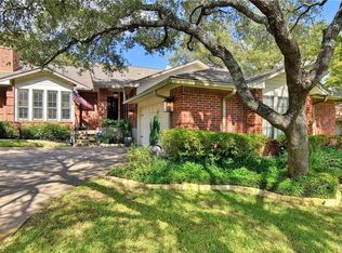 8900 Scotsman Dr, Austin, TX 78750
