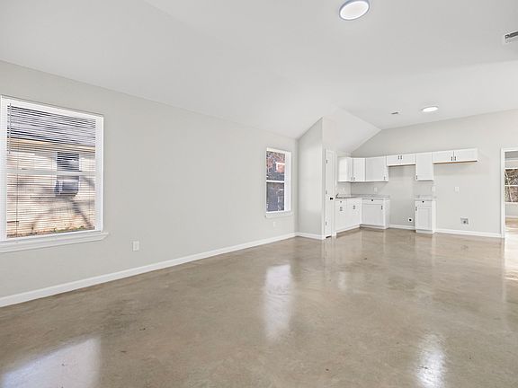 2nd image of 1166 Melrose St