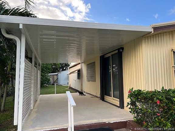 4th image of 6201 Holly Ln