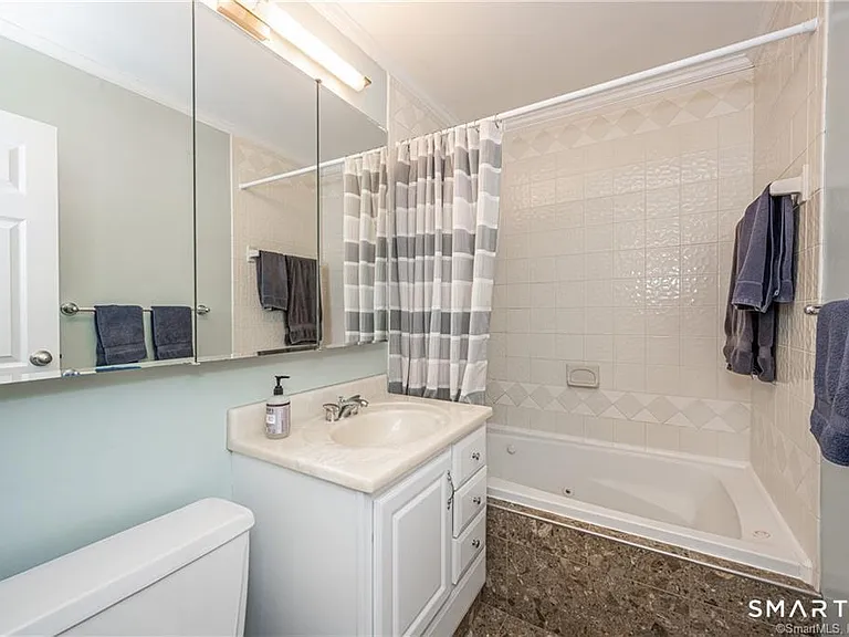 50 Glenbrook Rd #6E — Photo 9