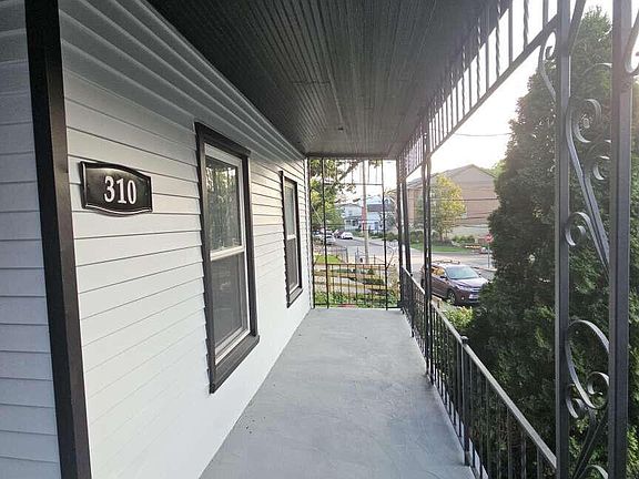 3rd image of 310 Eden Ave