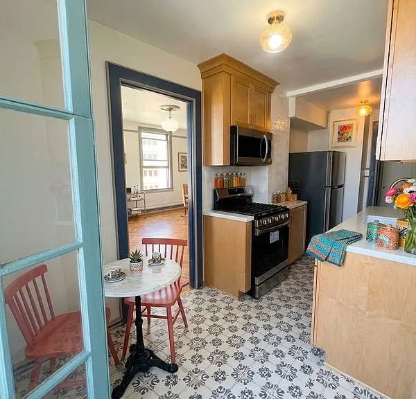 19 S Linden Ave #811 — Photo 3