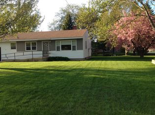 1810 Lawnel Ave, Norton Shores, MI 49441