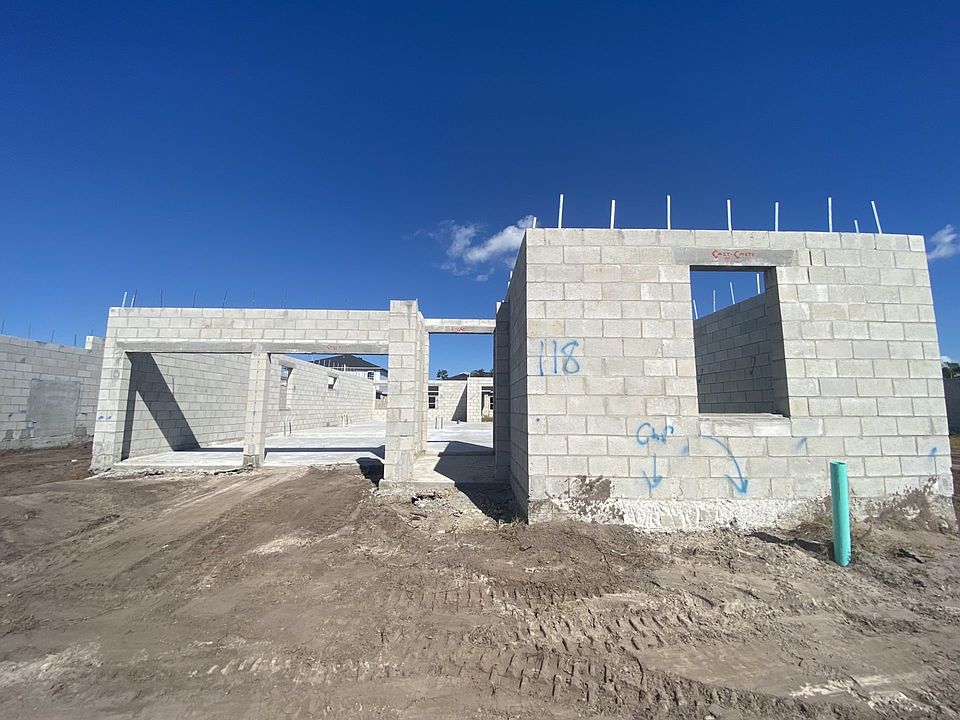 1st image of 5767 Greenery Ln