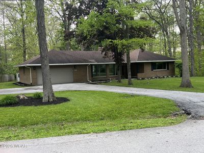 1360 Forest Dr, Lima, OH, 45805