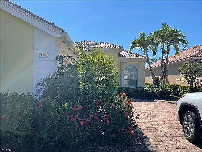 7710 Tommasi Ct — Photo 2