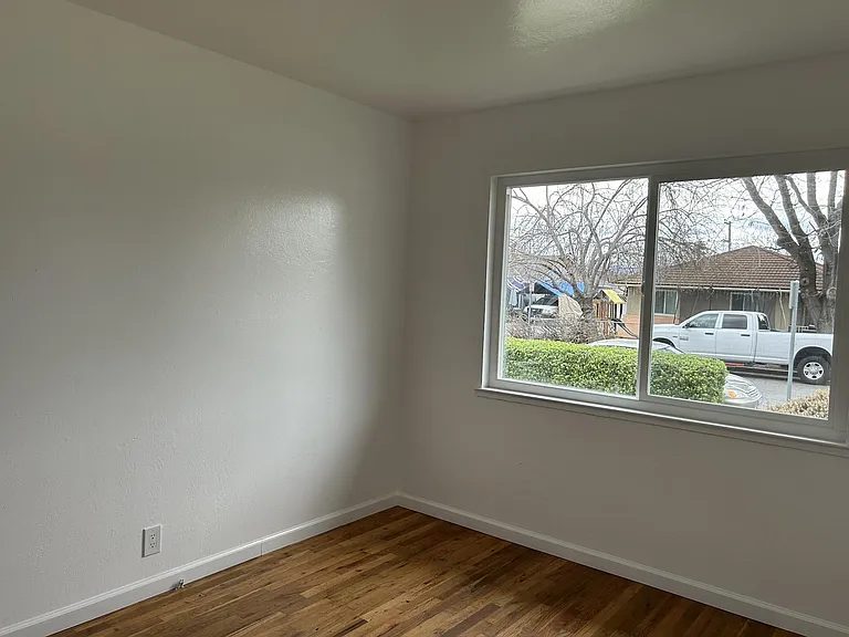 2011 Beatrice Ct — Photo 13