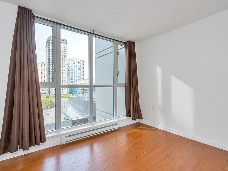 1068 Hornby St #1106 — Photo 8