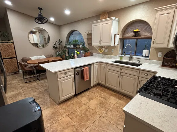 21769 N Kirkland Dr, Maricopa, AZ 85138