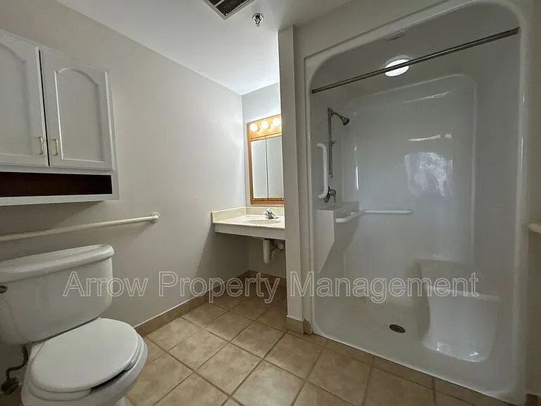 180 Poppe Dr #21 — Photo 5