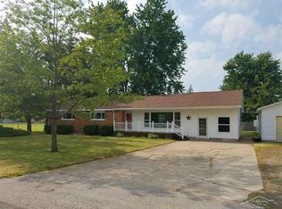 612 Benson St, Merrill, MI 48637
