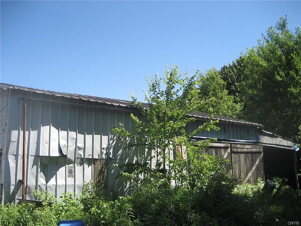 2nd image of 275 Lot Ten Rd
