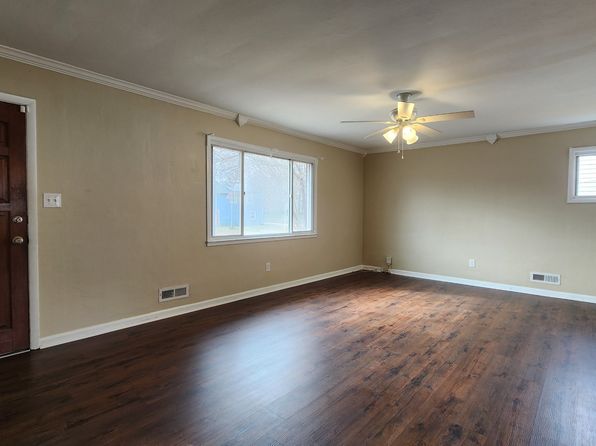 816 Leeds Ter, Hampton, VA 23666