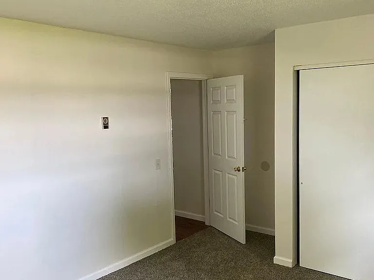 211 Smith Rd #211B — Photo 10