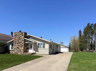224 E 5th Ave, Antigo, WI 54409
