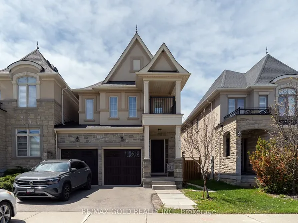 54 Robert Berry Cres, King, ON L7B 0M6