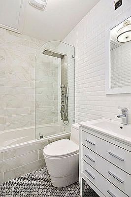 2nd image of 1219 Jefferson Ave #3