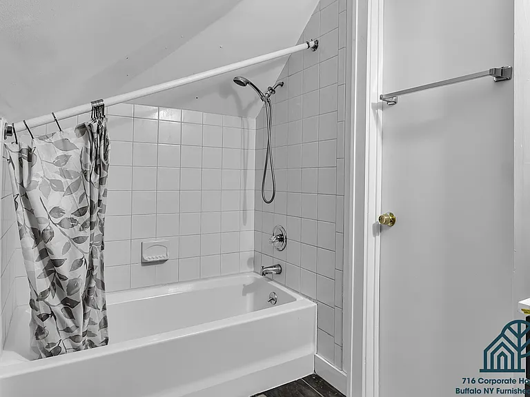 664 Auburn Ave #1 — Photo 24