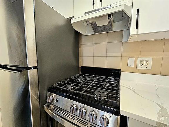 2nd image of 7546 113th St APT 1B
