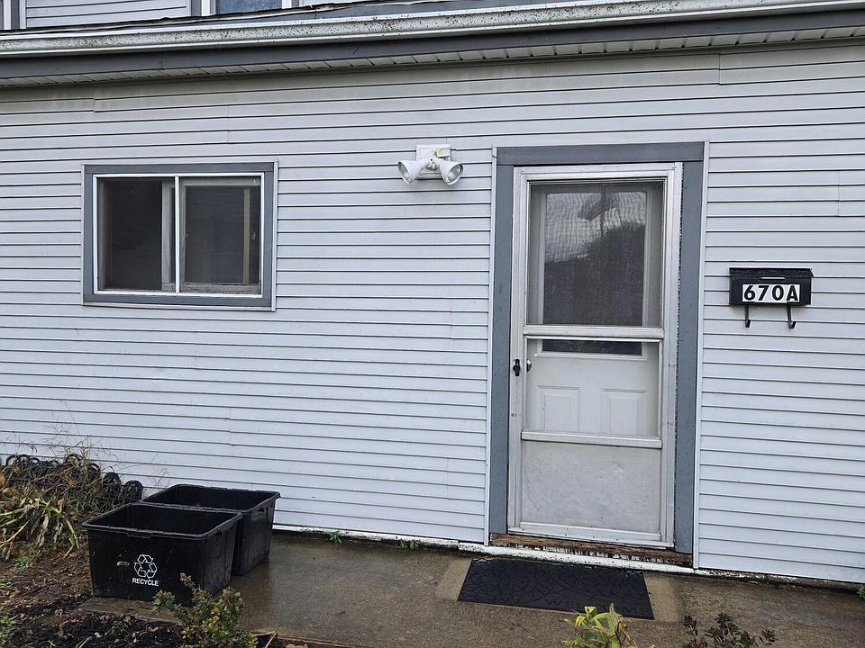 1st image of 670 Cooper St #A