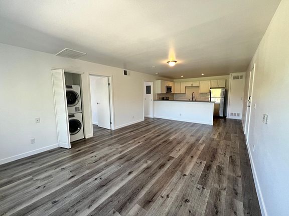 3rd image of 3245 W Avenue 32 #10