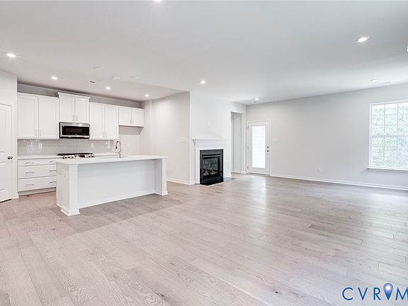 2nd image of 0 Canoe Pointe Loop