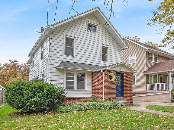 2nd image of 67 Benjamin Ave NE